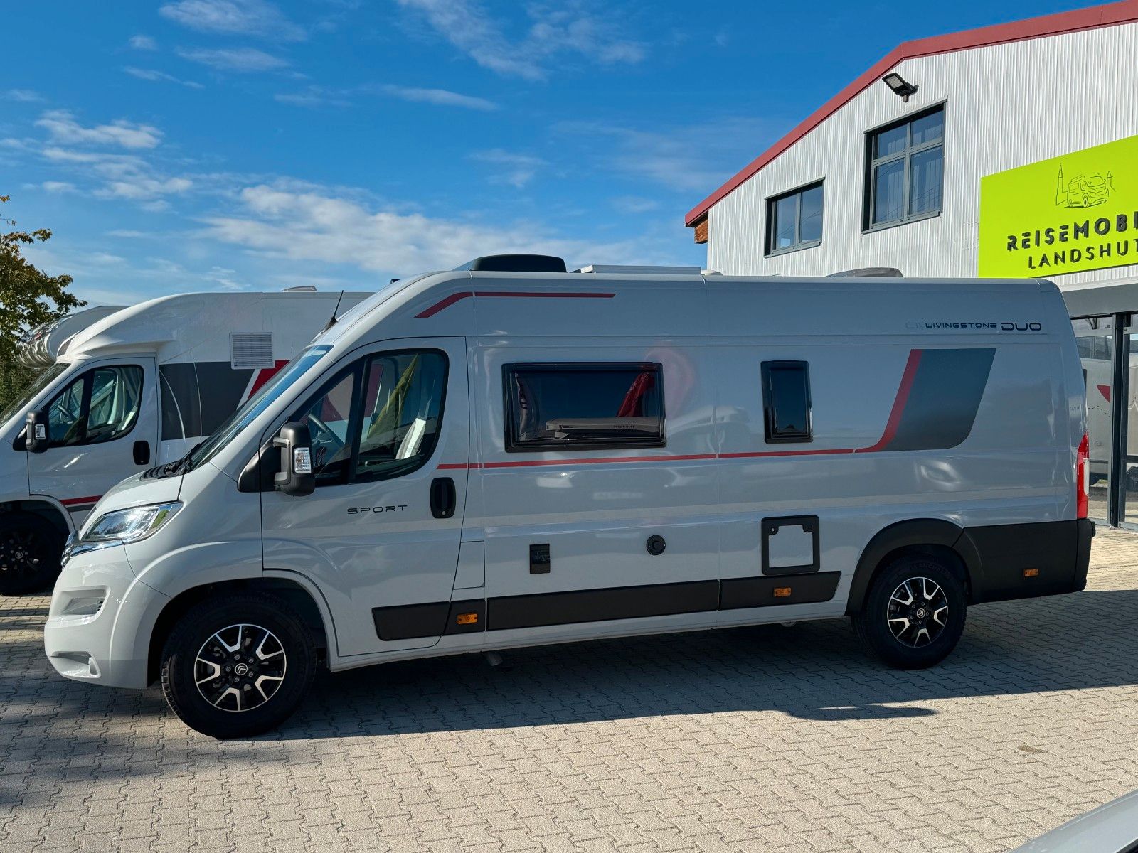 Fahrzeugabbildung Roller Team Livingstone Sport DUO (AHK, Navi, Solar, Markise