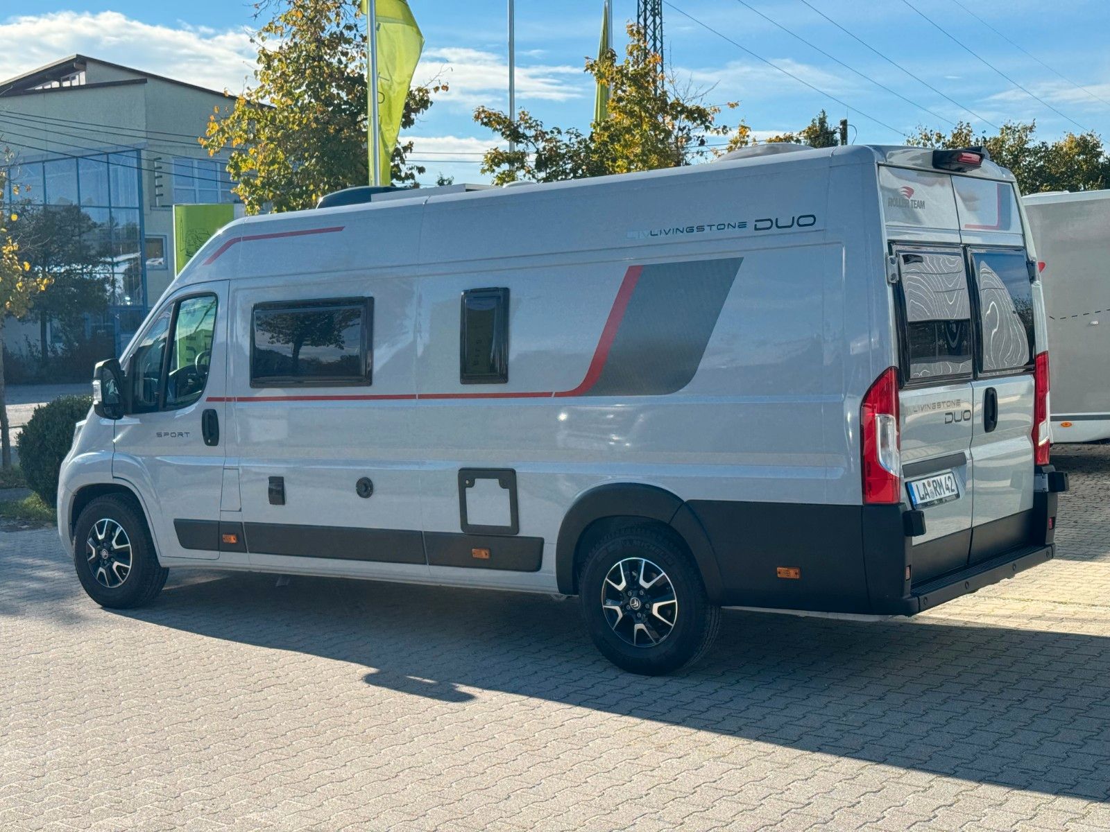 Fahrzeugabbildung Roller Team Livingstone Sport DUO (AHK, Navi, Solar, Markise