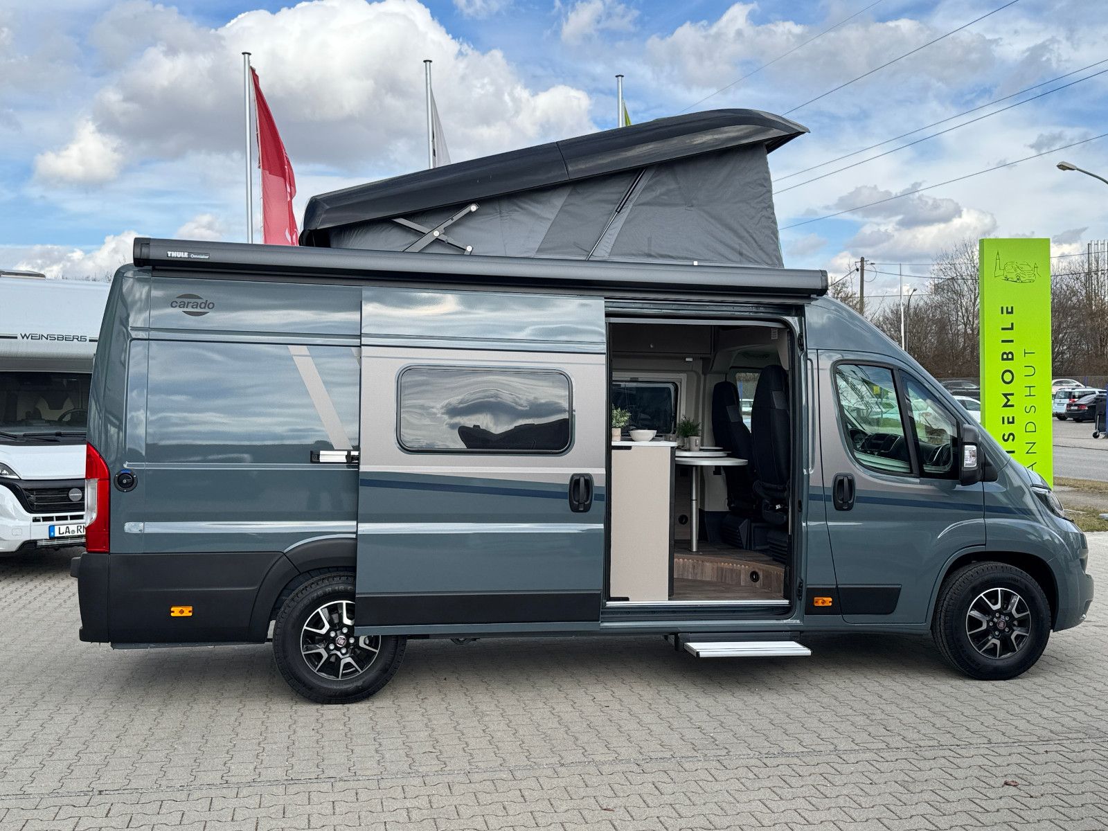 Fahrzeugabbildung Carado Van CV640 pro (Fiat) (AHK, Solar, Aufstelldach)