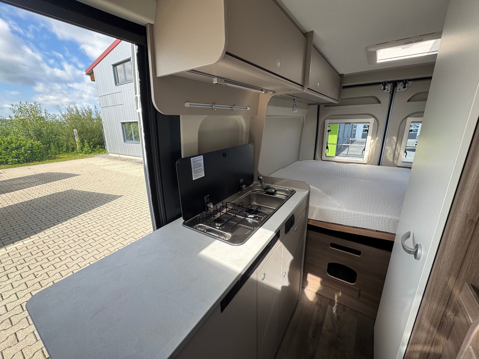 Fahrzeugabbildung Carado CV600