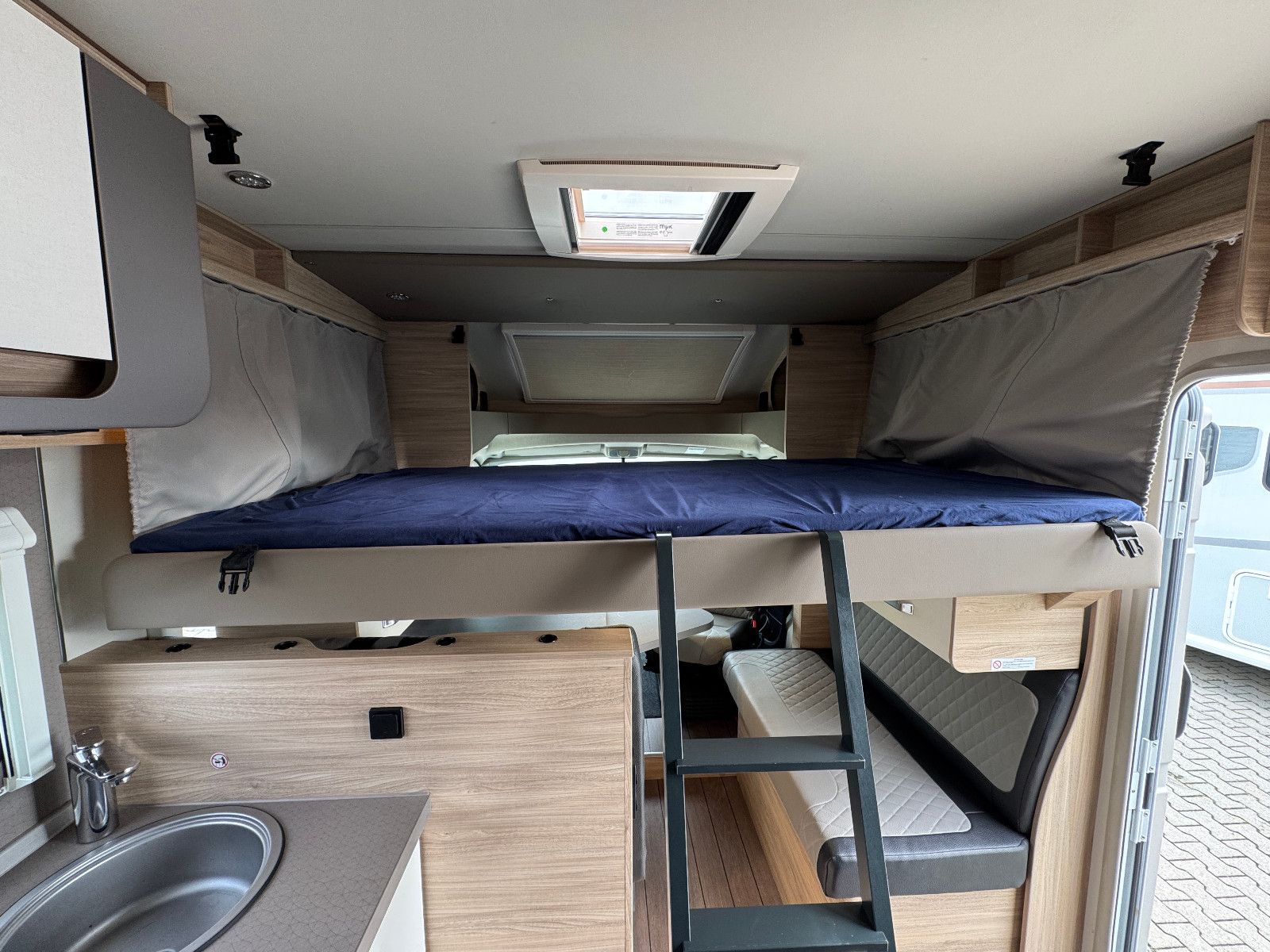 Fahrzeugabbildung Weinsberg CaraSuite 650 MF