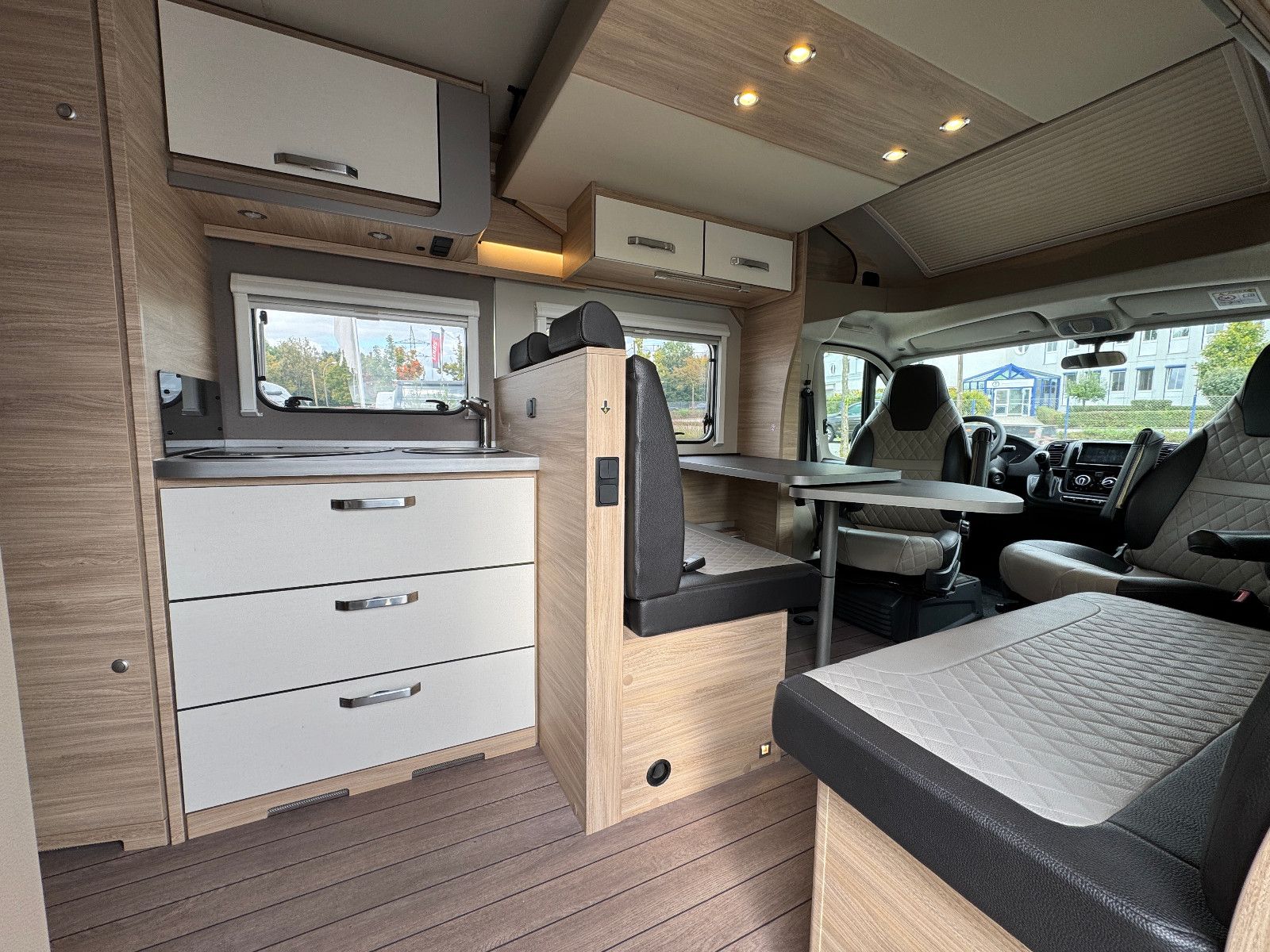 Fahrzeugabbildung Weinsberg CaraSuite 650 MF