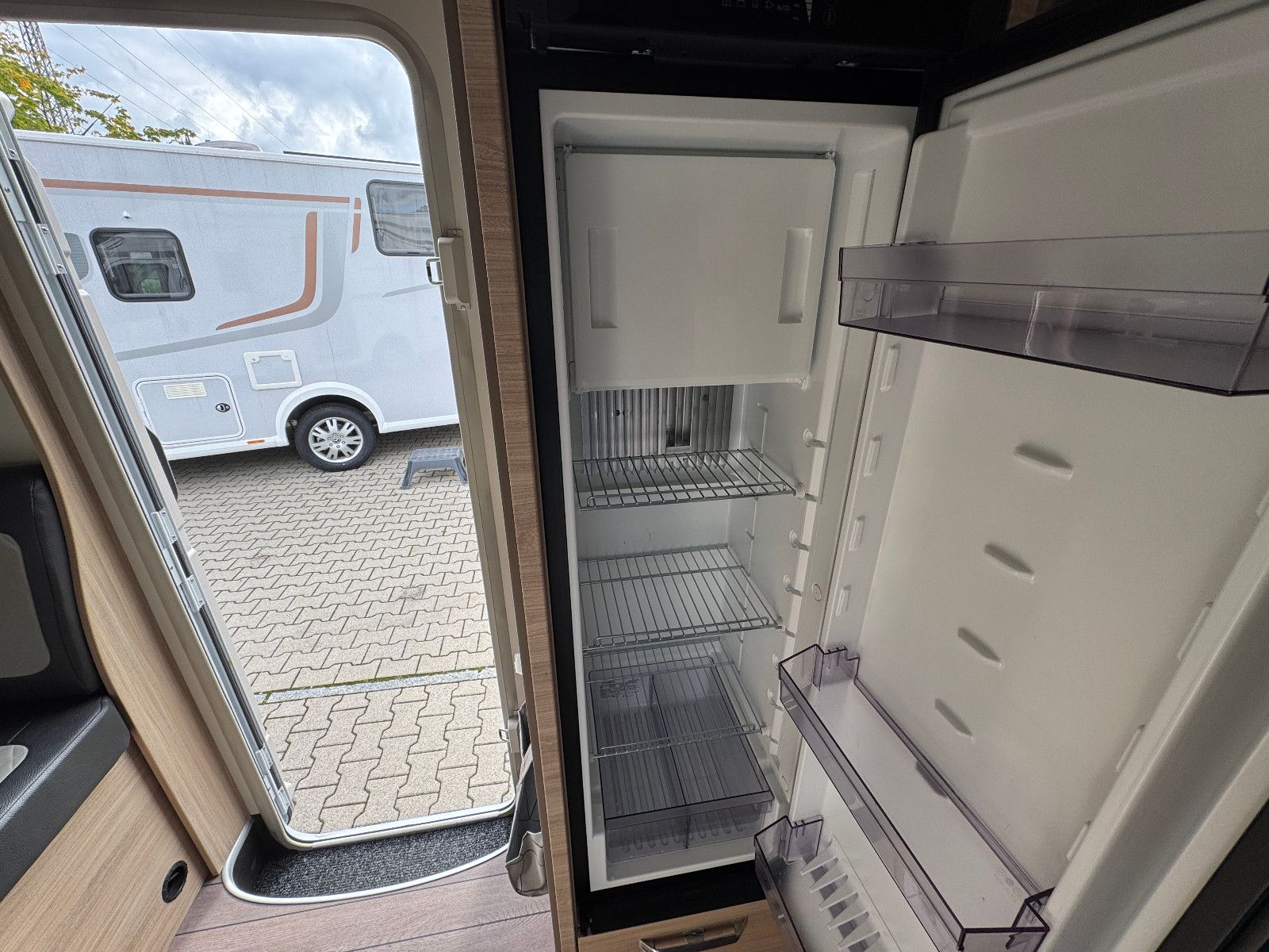 Fahrzeugabbildung Weinsberg CaraSuite 650 MF