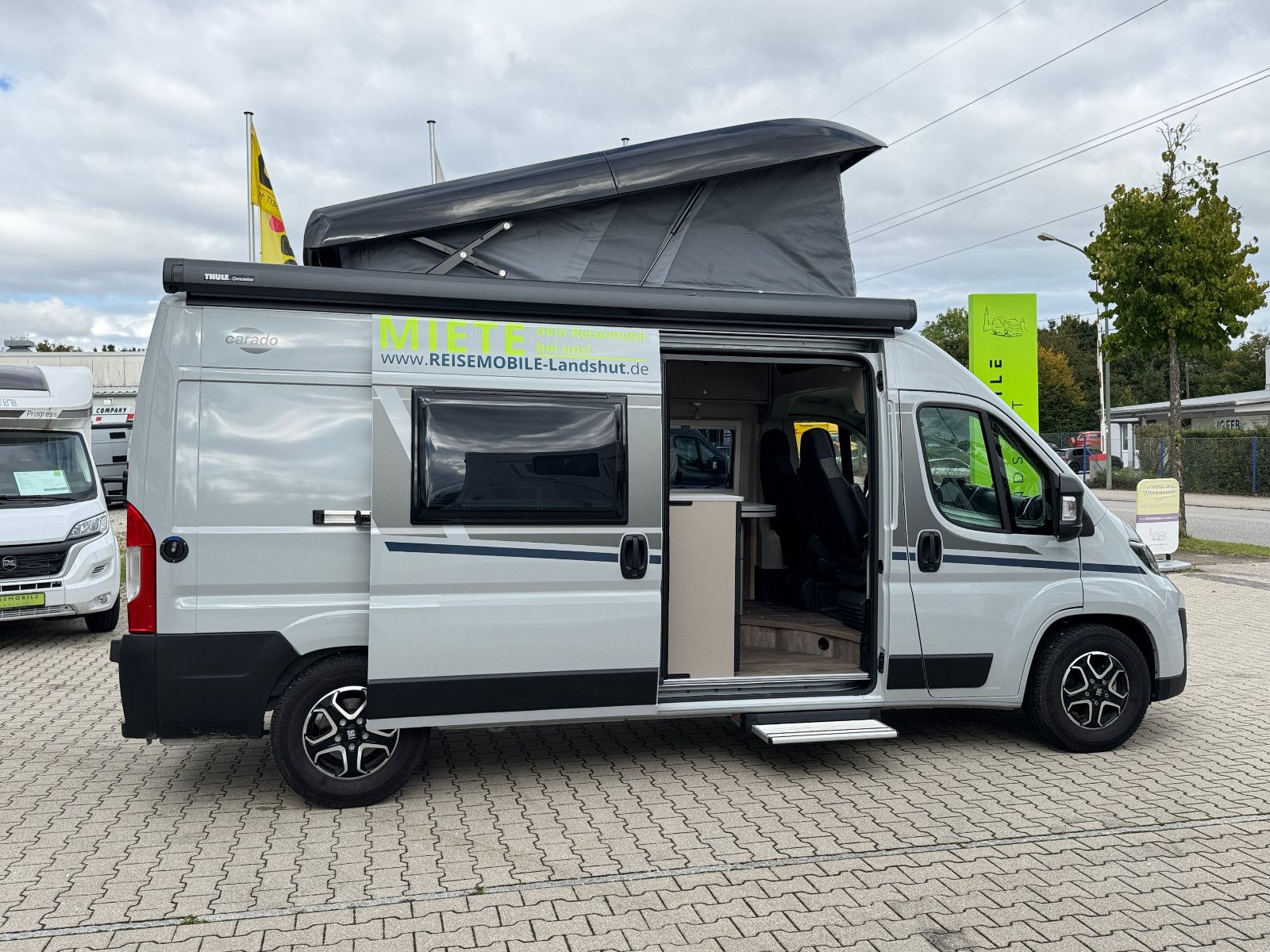 Fahrzeugabbildung Carado CV600 Pro (Aufstelldach, Navi, AHK, Kamera)