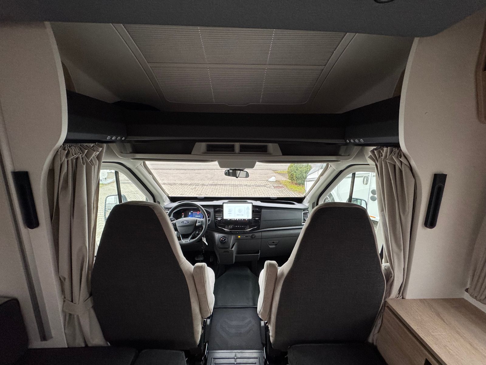 Fahrzeugabbildung Challenger 240 Etape Edition (Automatik)