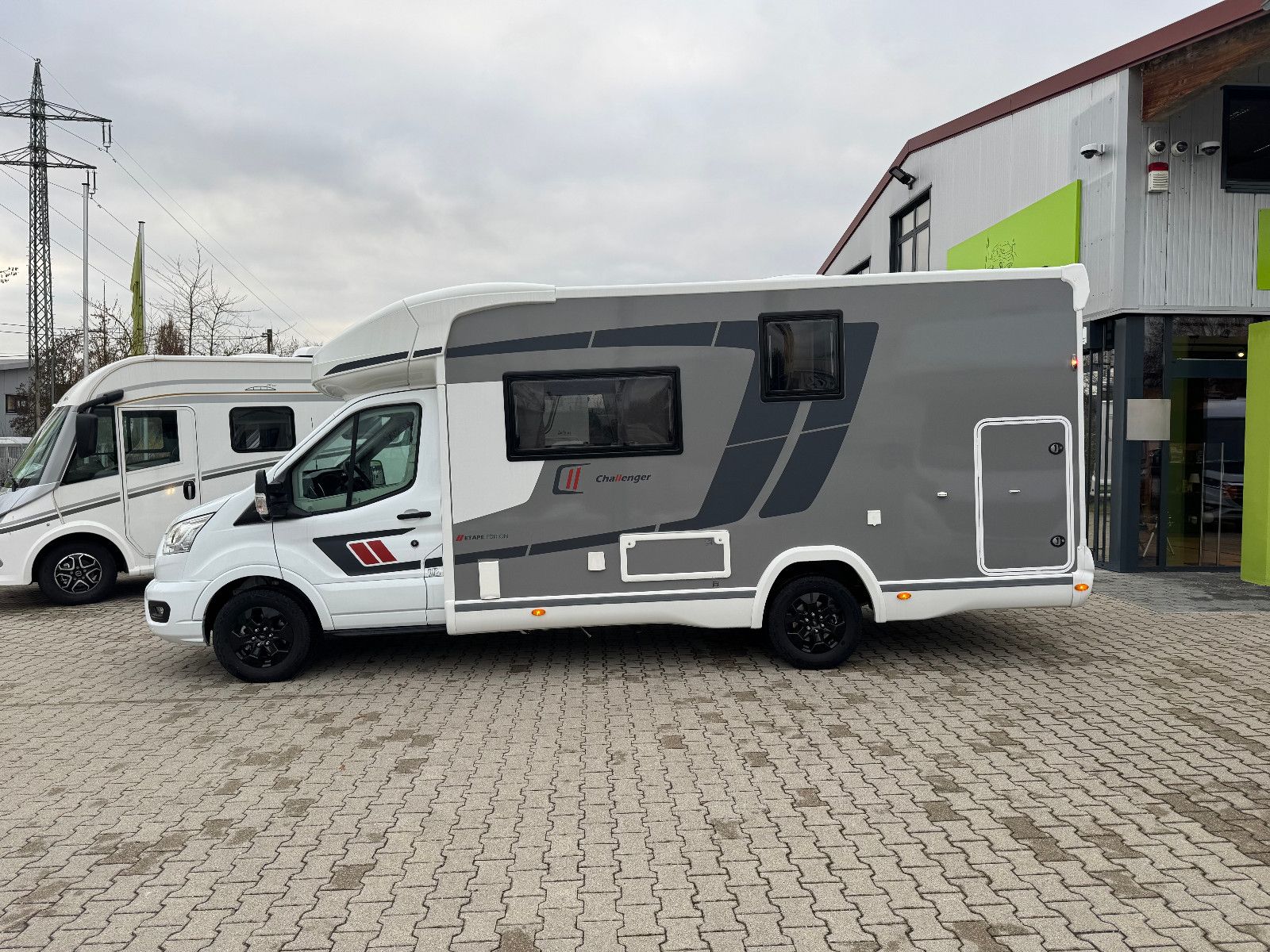 Fahrzeugabbildung Challenger 240 Etape Edition (Automatik)