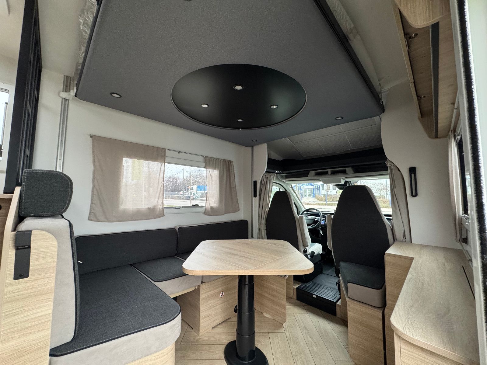 Fahrzeugabbildung Challenger 240 Etape Edition (Automatik)