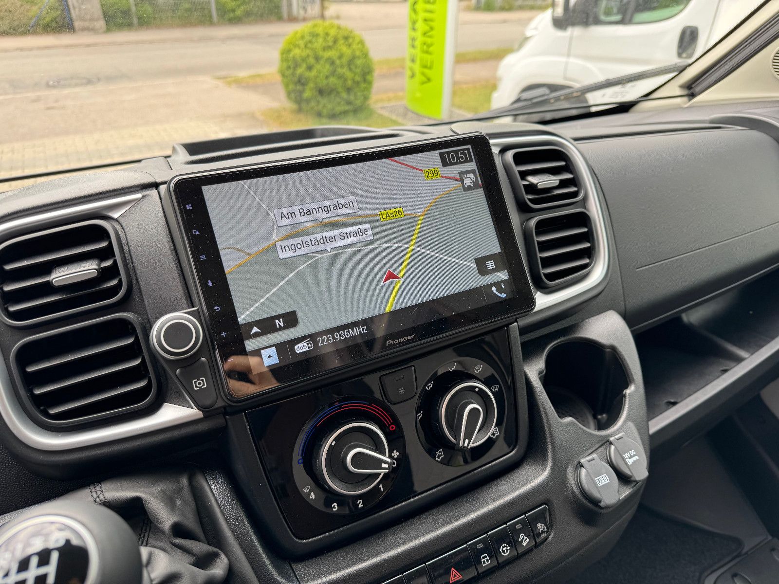 Fahrzeugabbildung Weinsberg CaraBus 630 MEG [OUTLAW] (Motorradgarage)