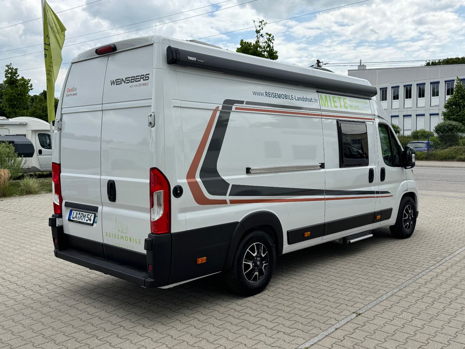 Fahrzeugabbildung Weinsberg CaraBus 630 MEG [OUTLAW] (Motorradgarage)