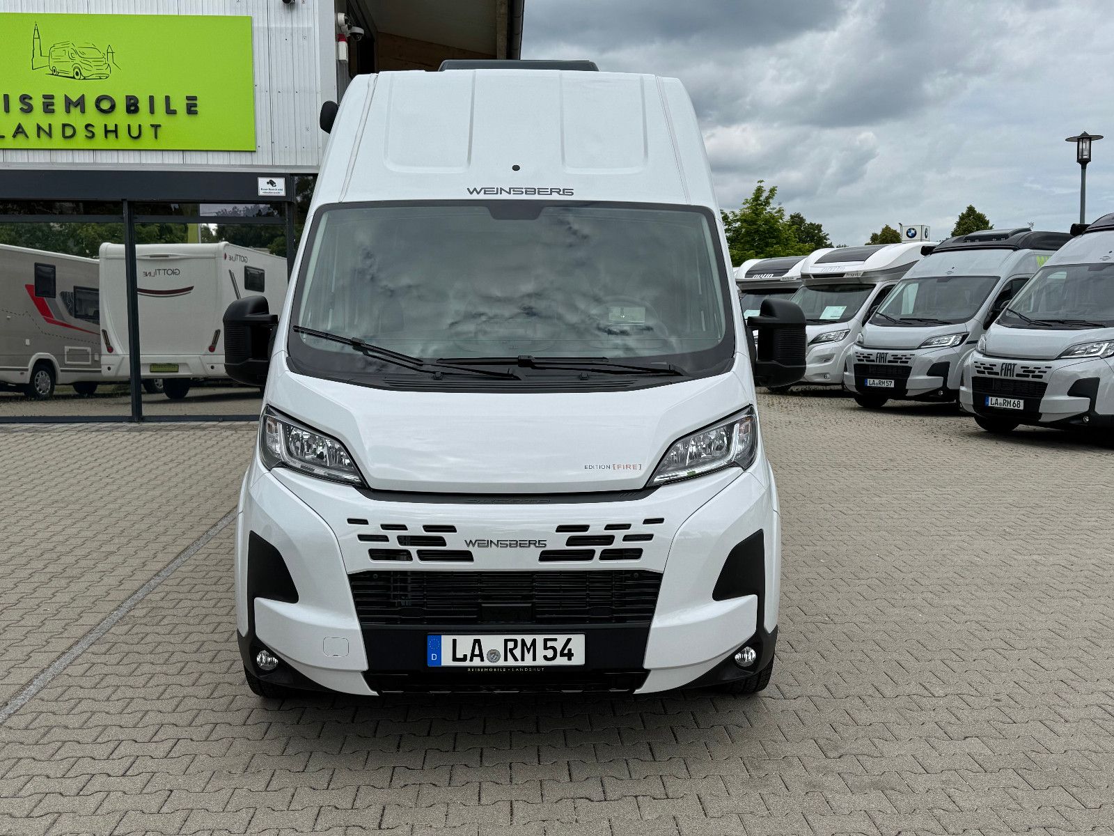 Fahrzeugabbildung Weinsberg CaraBus 630 MEG [OUTLAW] (Motorradgarage)