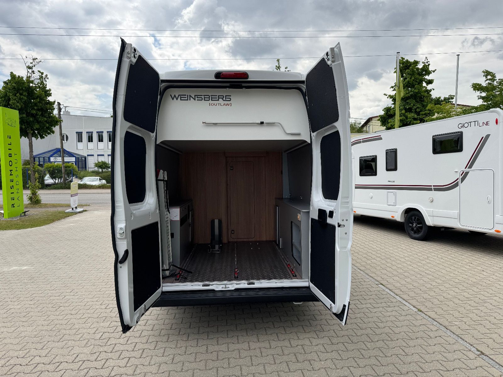 Fahrzeugabbildung Weinsberg CaraBus 630 MEG [OUTLAW] (Motorradgarage)