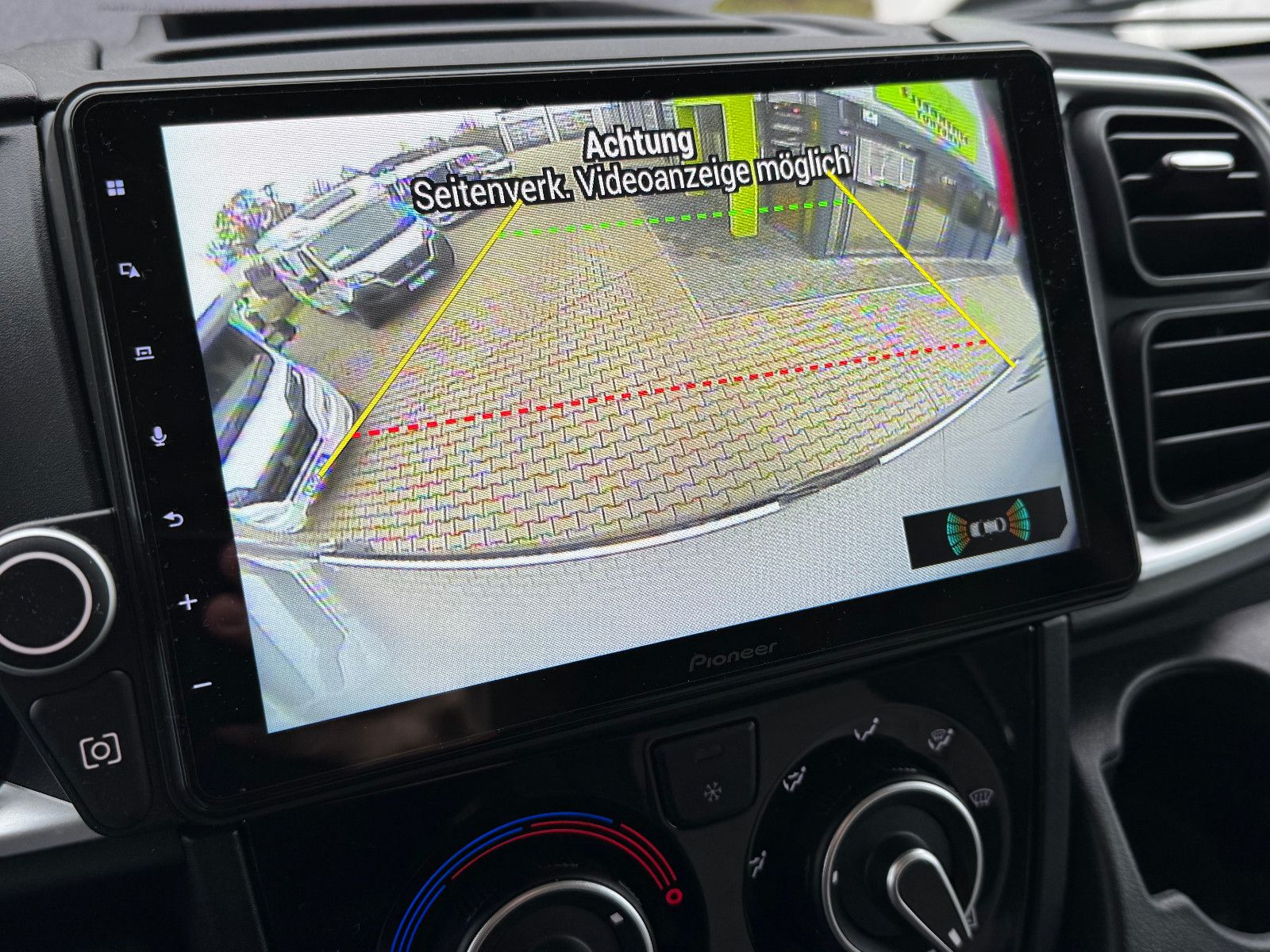 Fahrzeugabbildung Weinsberg CaraBus 600 EDITION [Fire] 600 MQH (AHK, Navi)