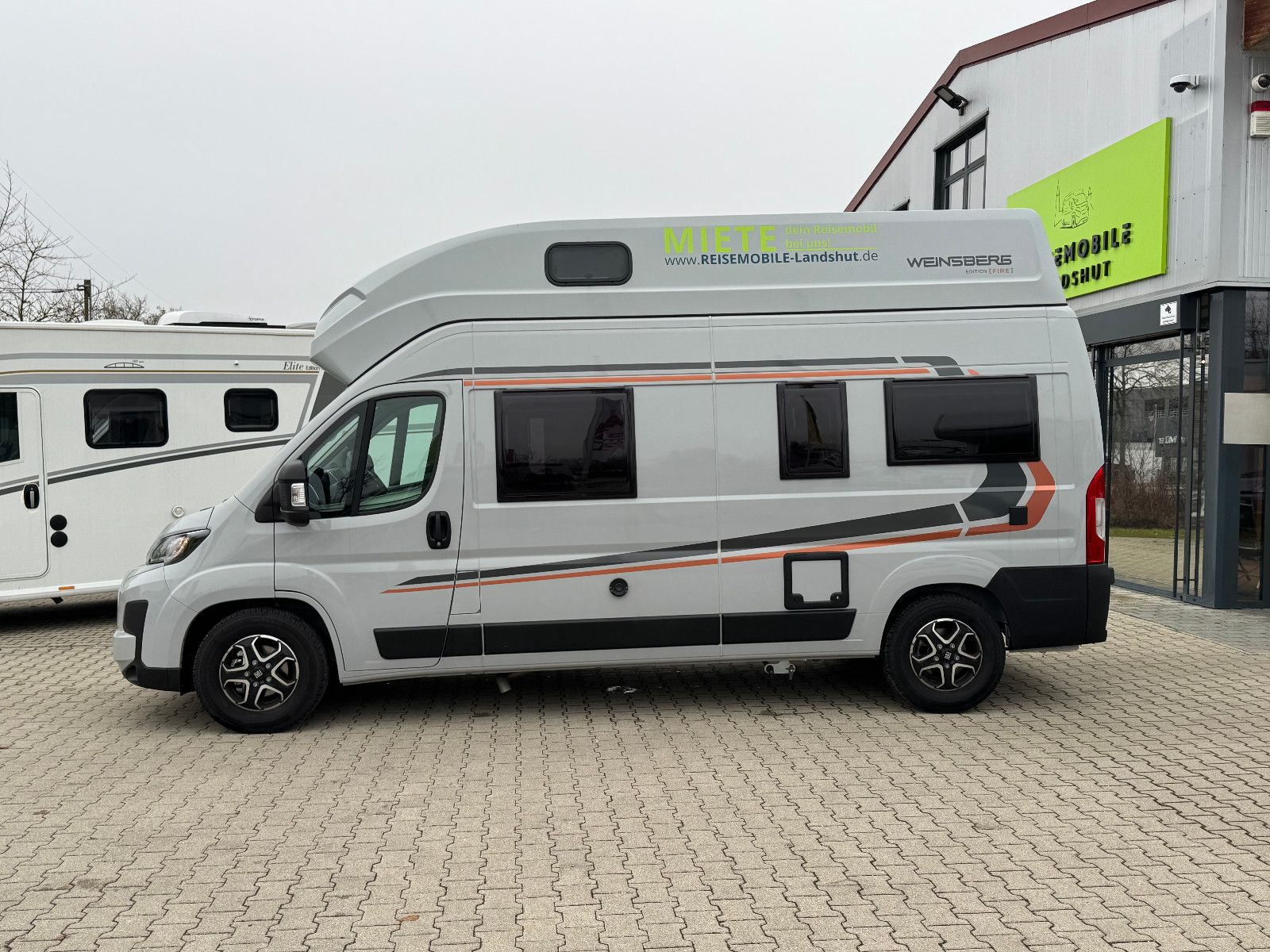 Fahrzeugabbildung Weinsberg CaraBus 600 EDITION [Fire] 600 MQH (AHK, Navi)