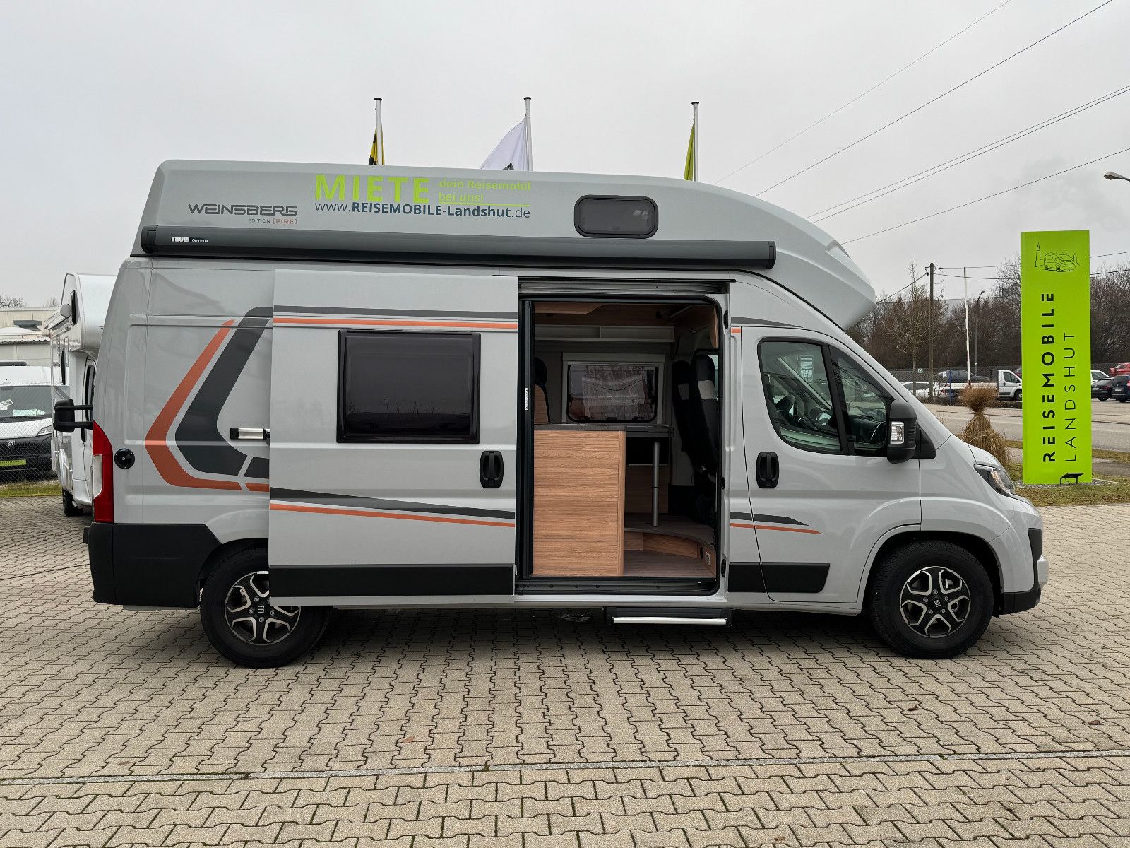 Fahrzeugabbildung Weinsberg CaraBus 600 EDITION [Fire] 600 MQH (AHK, Navi)